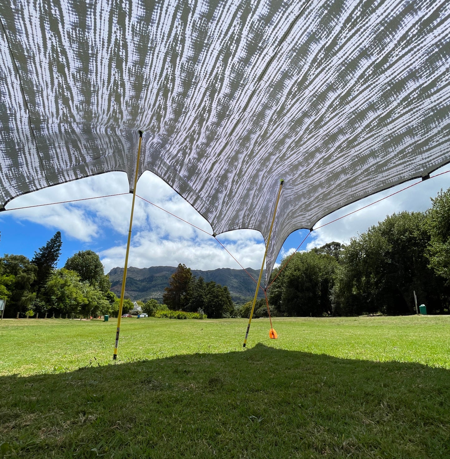 Lekker Stretchy Tent